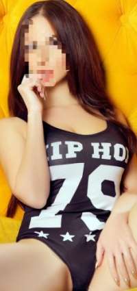 Antalya Yerli Escort Hizmetlerinde Sınırları Aşan Deneyimler